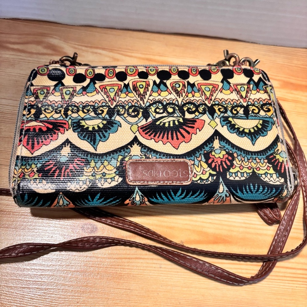 Sakroots Multicolor Patterned Wallet - Picture 4 of 7